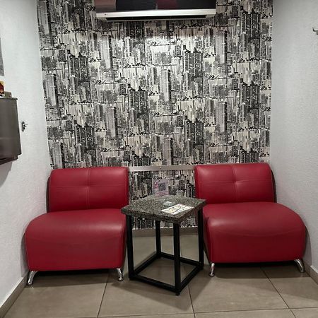Kuboz Motor Hotel サポパン エクステリア 写真