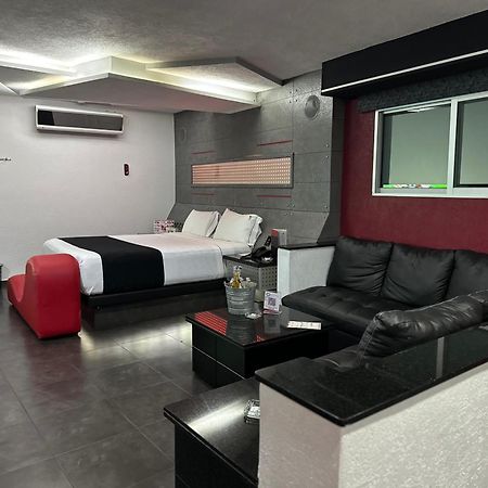 Kuboz Motor Hotel サポパン エクステリア 写真